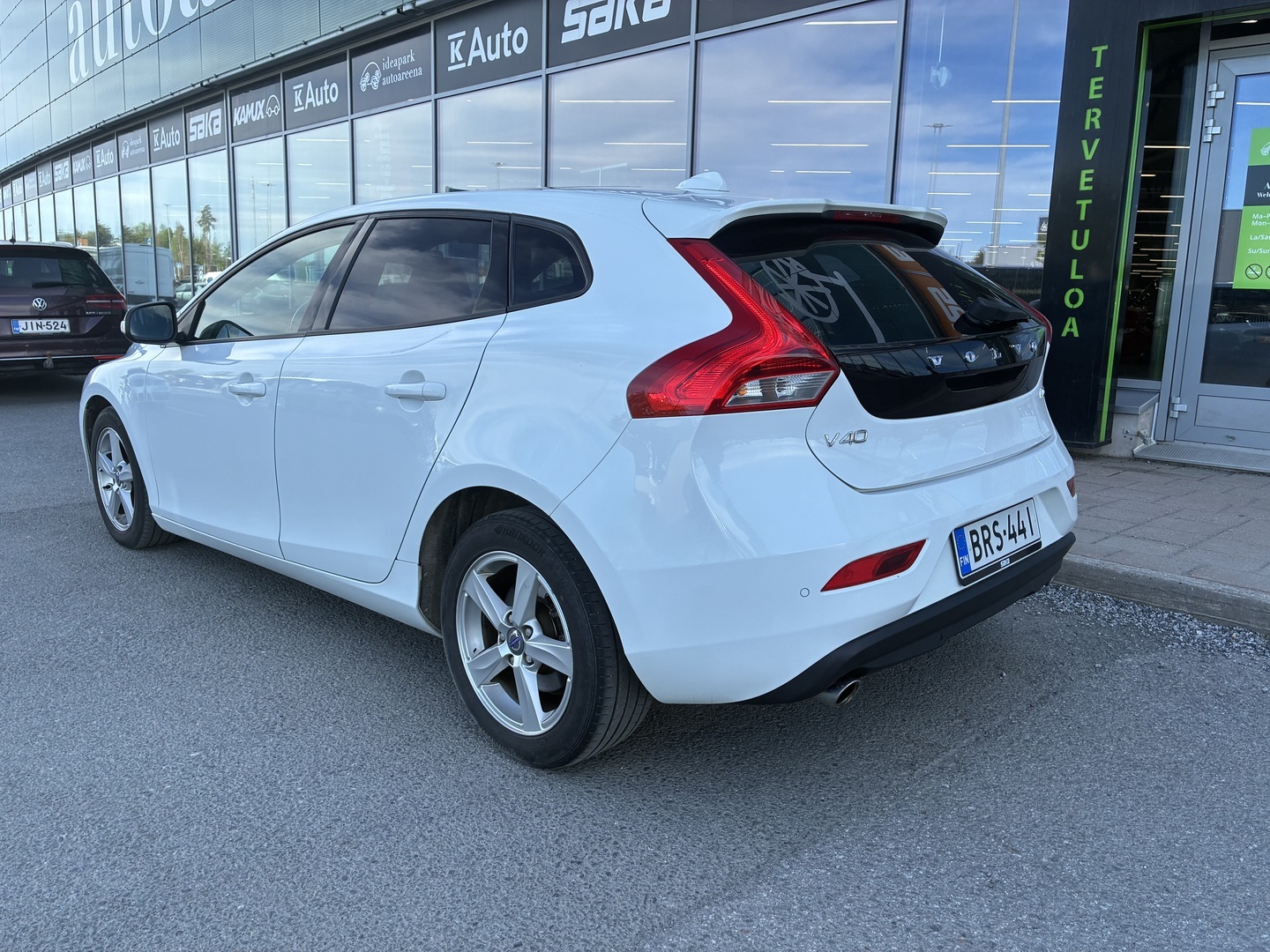 VOLVO V40 2014