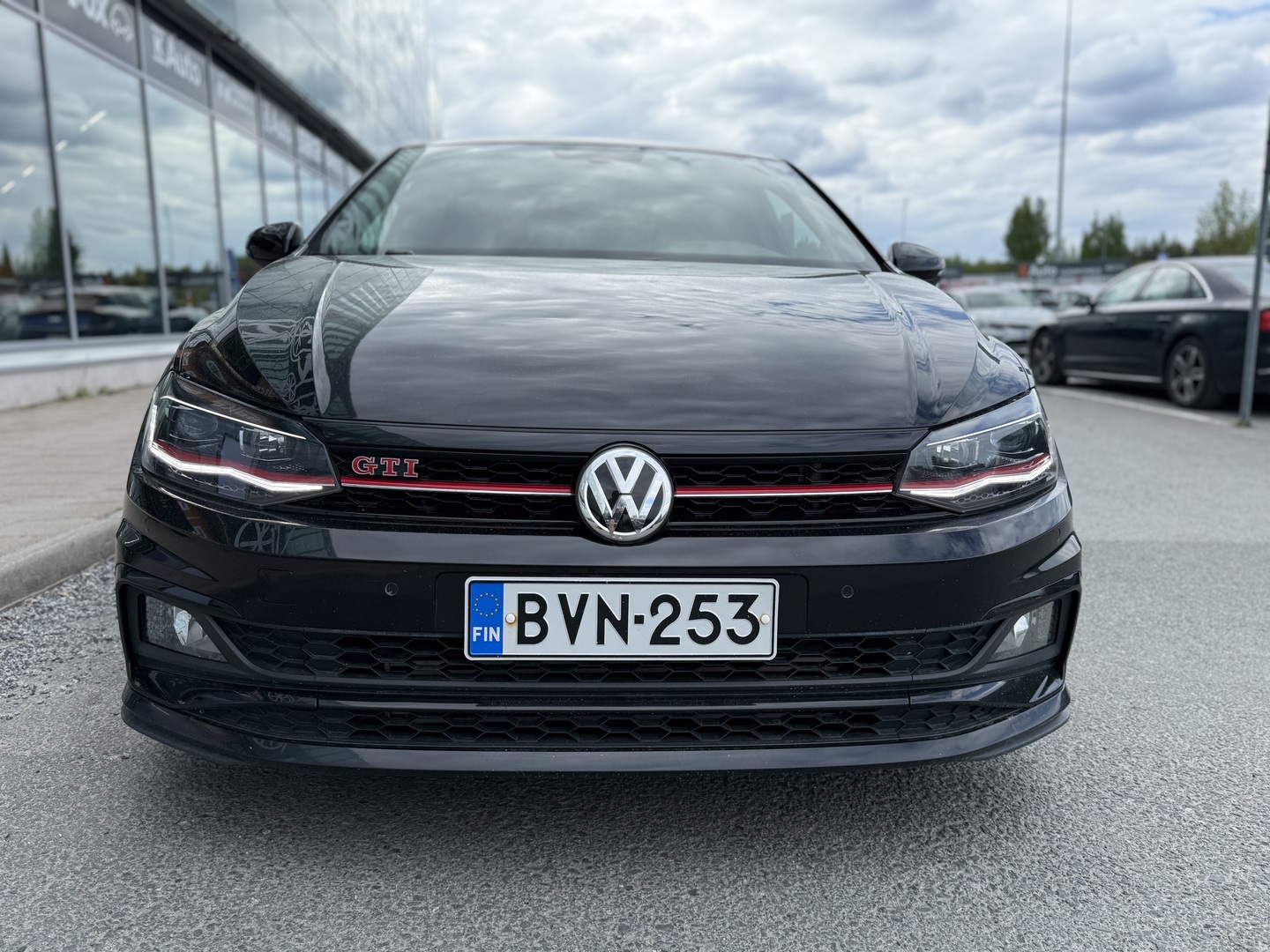 VOLKSWAGEN Polo 2019