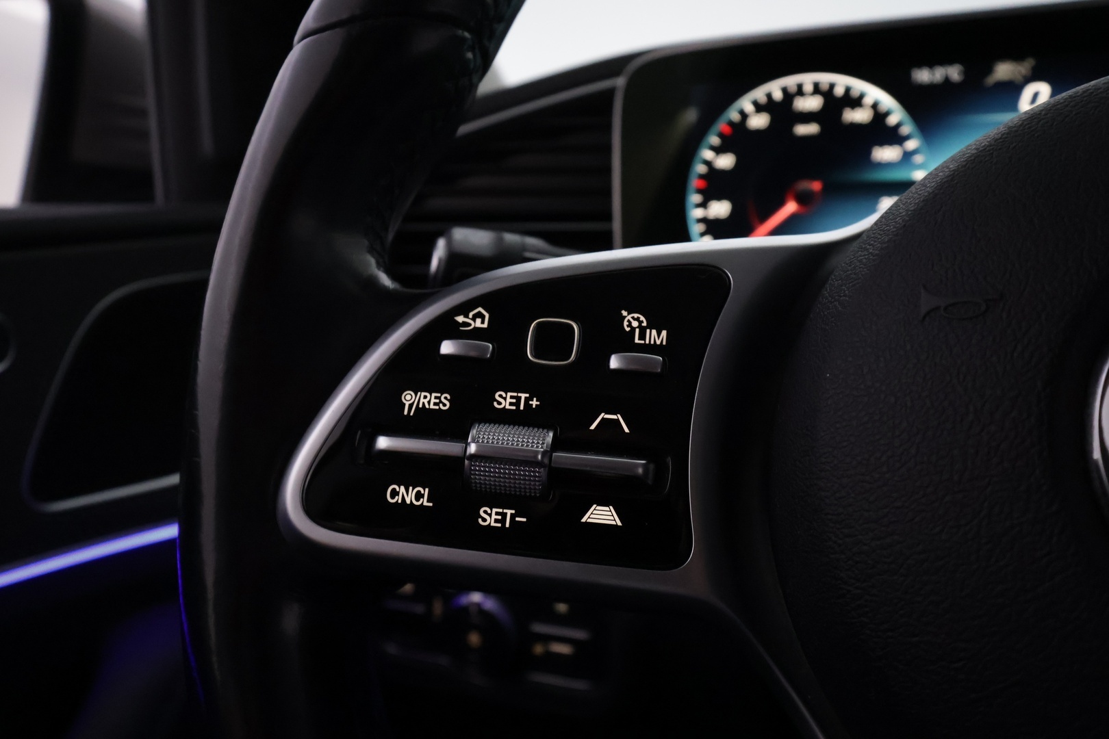 MERCEDES-BENZ GLE 2019