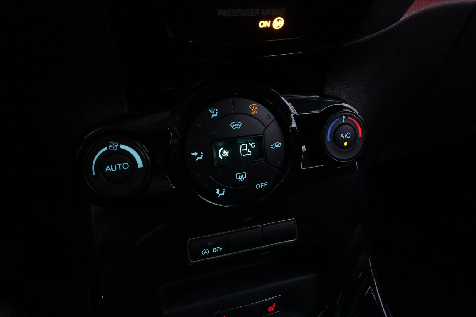 FORD Fiesta 2016