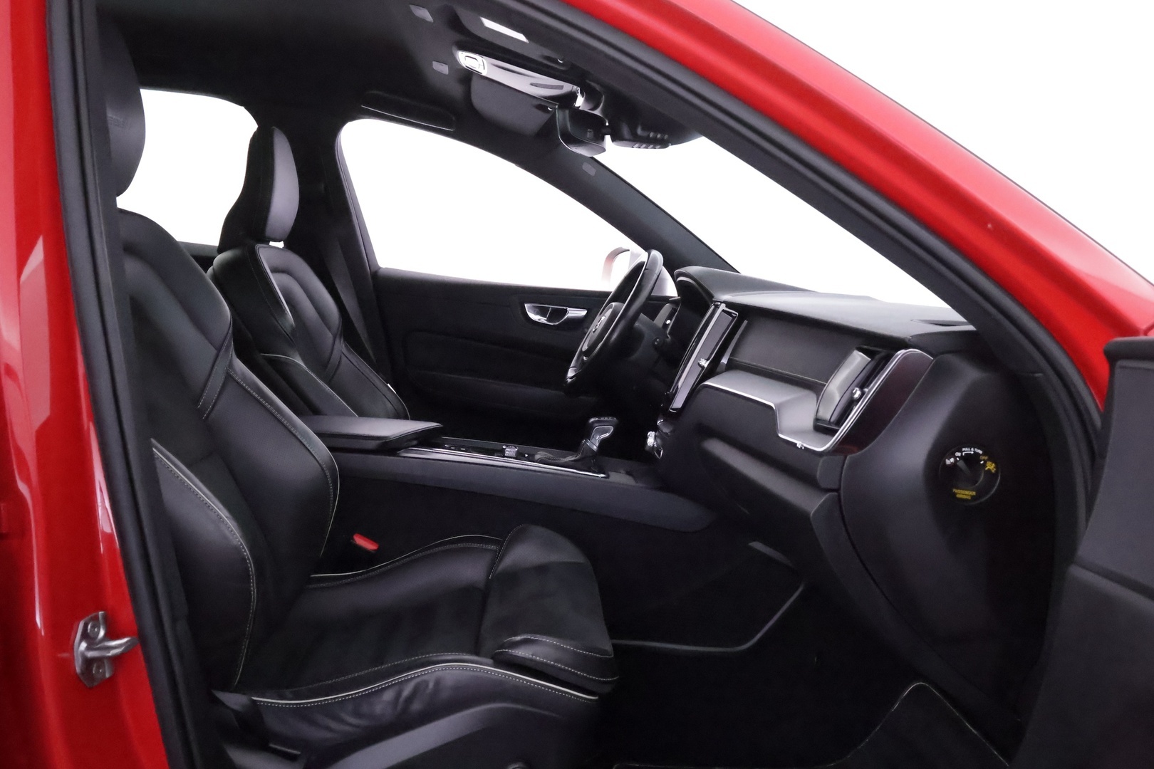 VOLVO XC60 2019