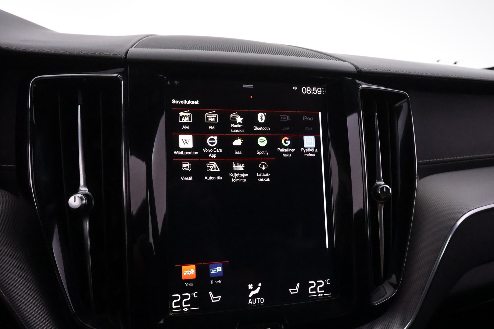 VOLVO XC60 2019