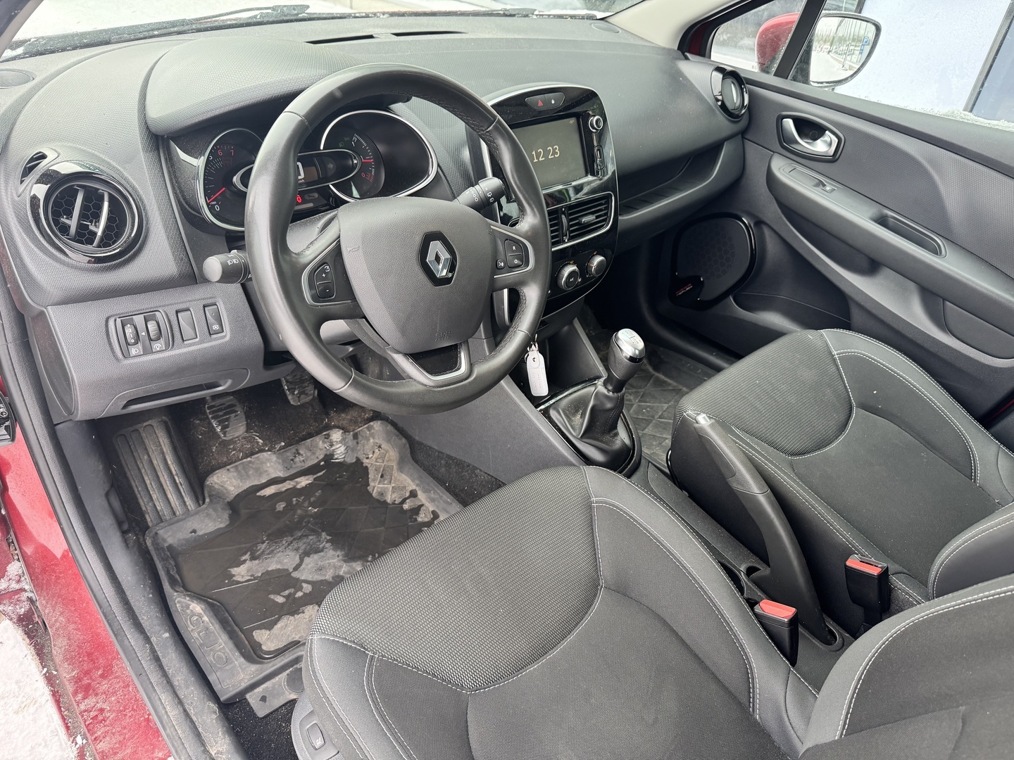 RENAULT Clio 2019