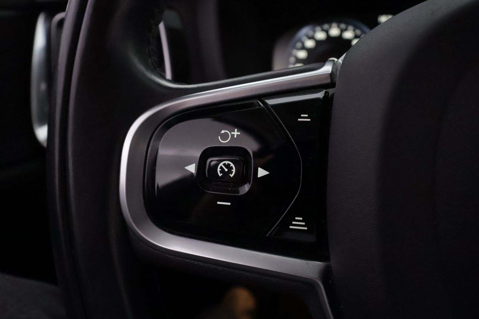 VOLVO V60 Cross Country 2020