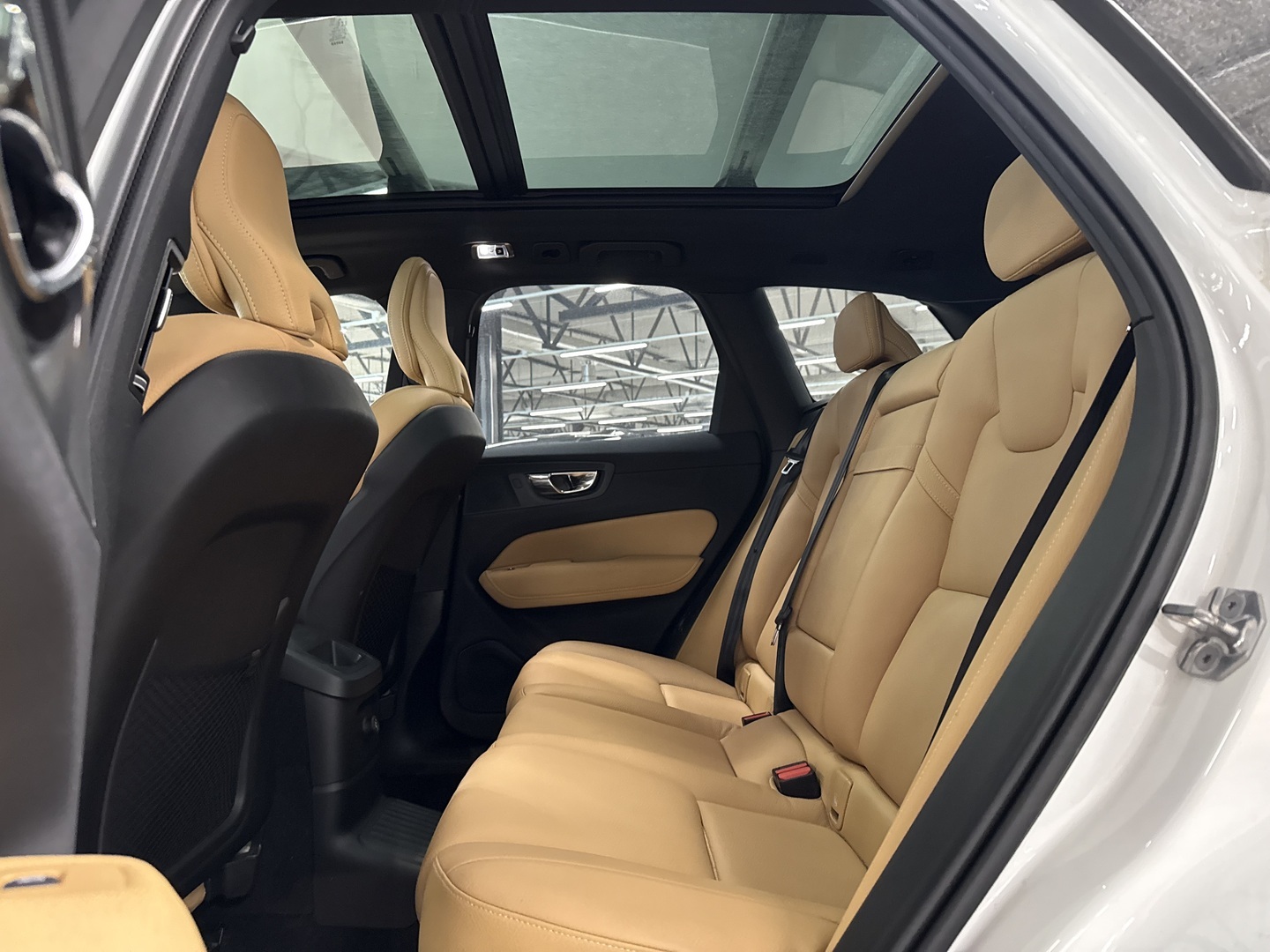 VOLVO XC60 2019