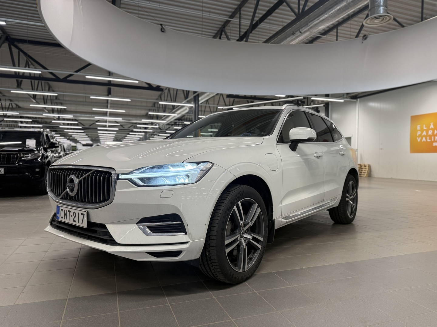 VOLVO XC60 2019