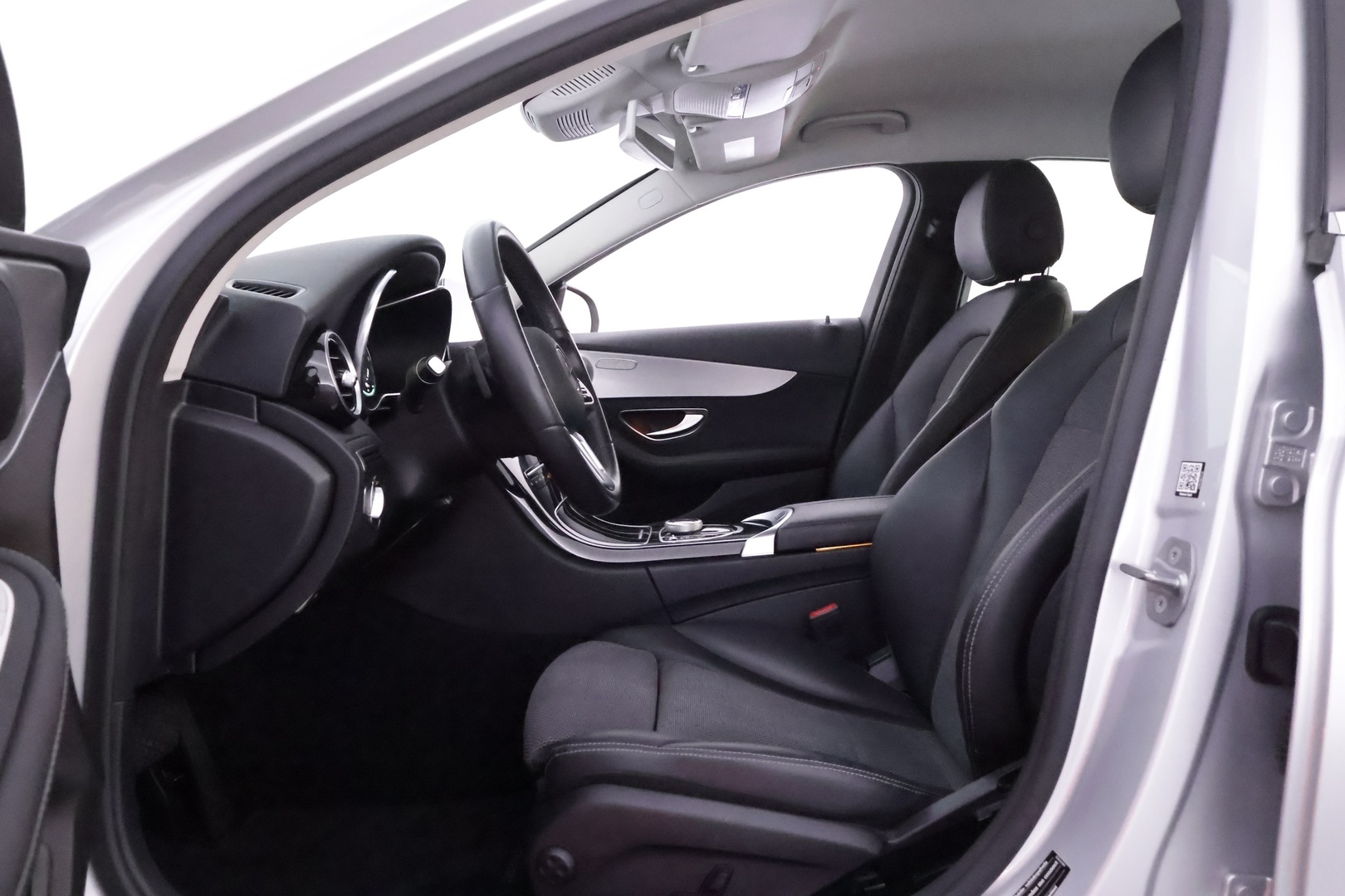 MERCEDES-BENZ C 2020