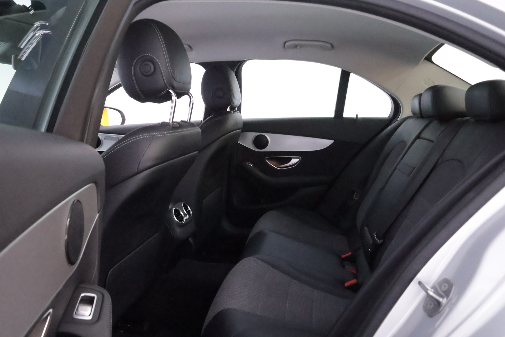MERCEDES-BENZ C 2020
