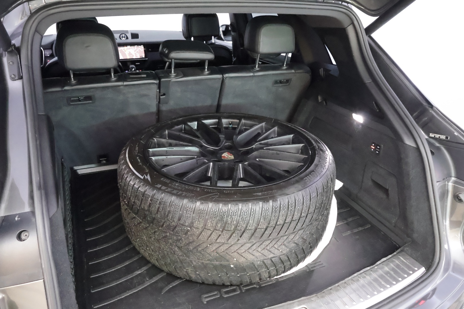 PORSCHE Cayenne 2019