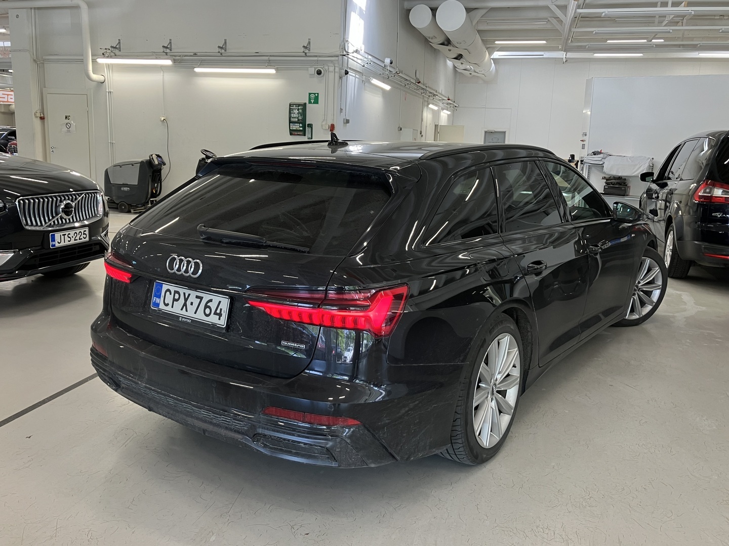 AUDI A6 2021
