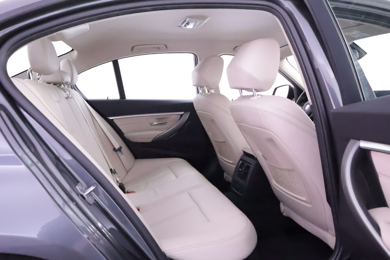 BMW 320 2019