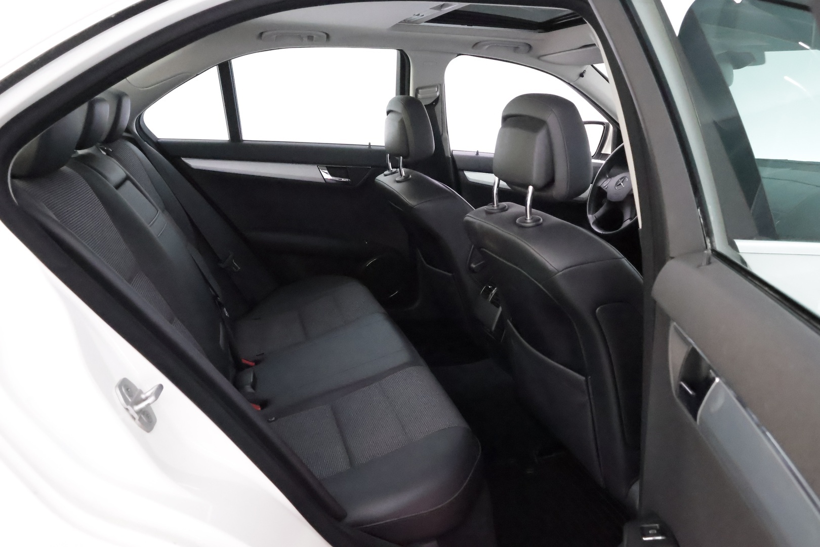 MERCEDES-BENZ C 2008