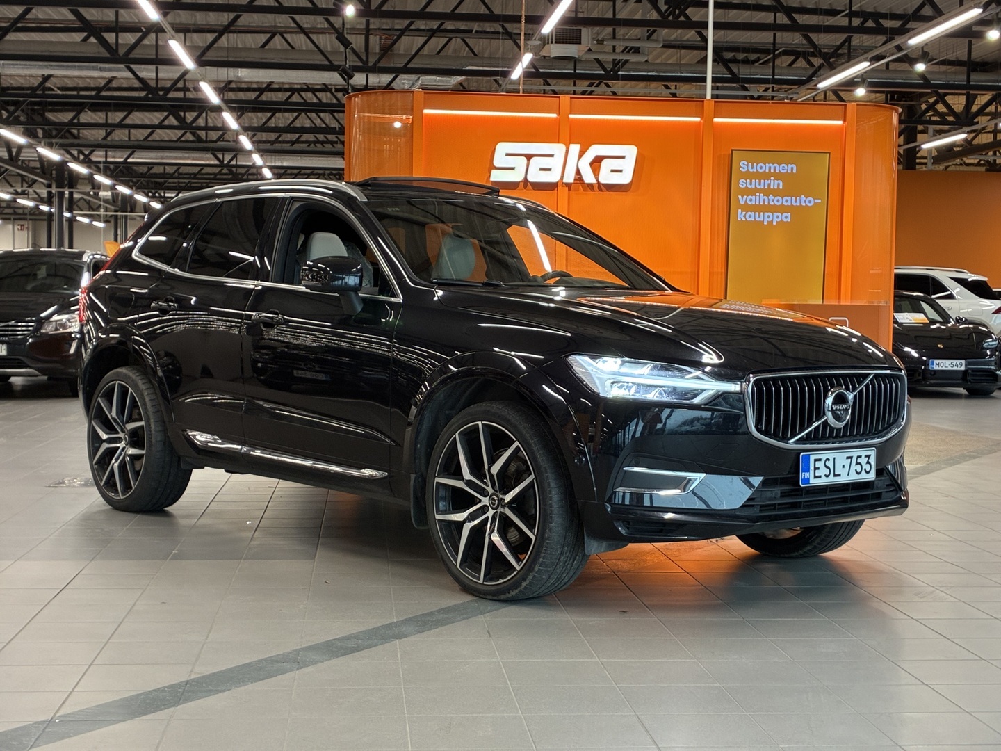VOLVO XC60 2021