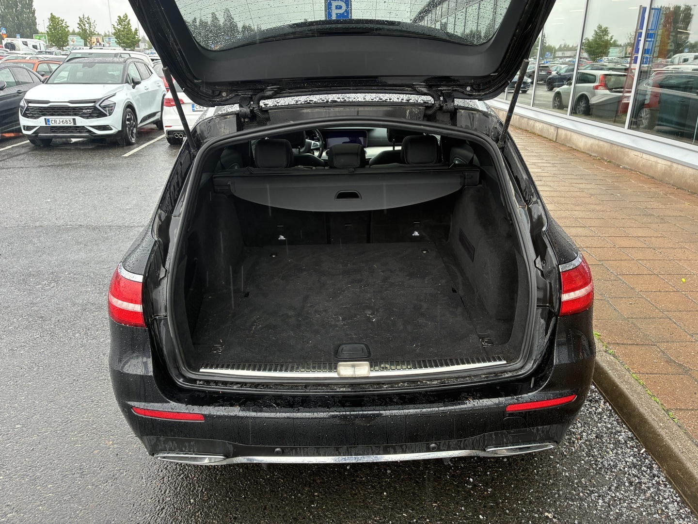 MERCEDES-BENZ E 2017