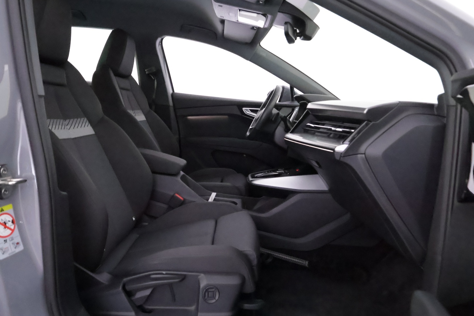 AUDI Q4 e-tron 2023