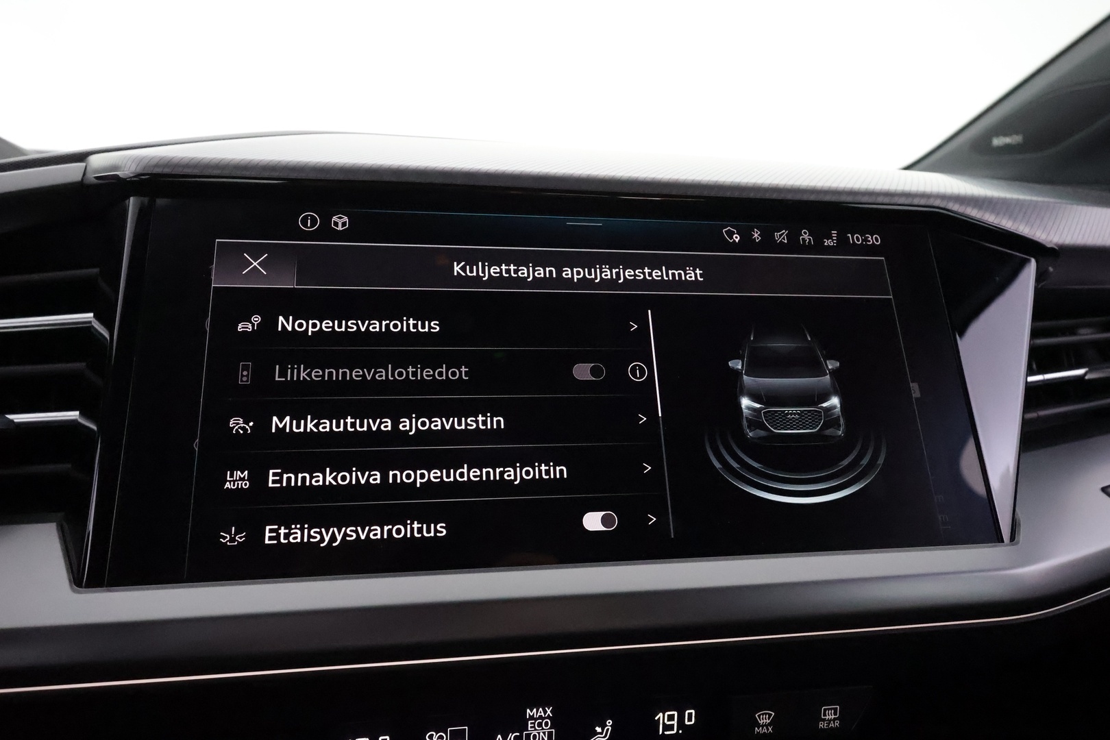 AUDI Q4 e-tron 2023