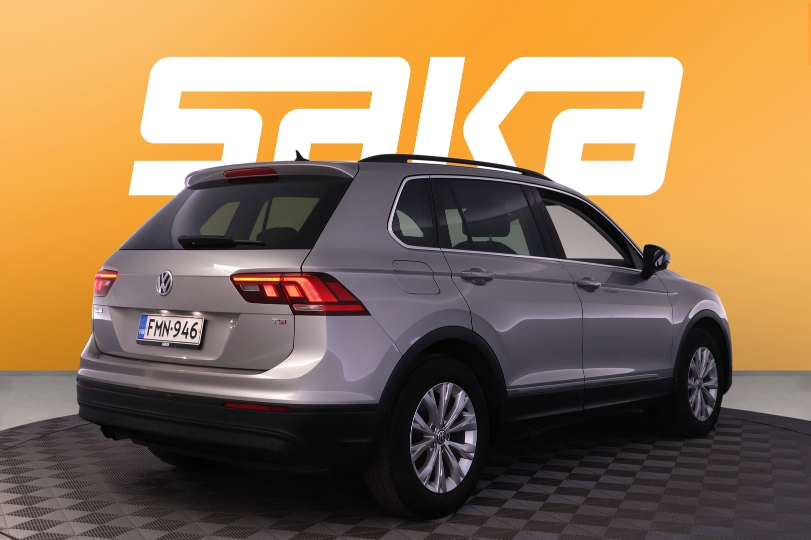 VOLKSWAGEN Tiguan 2017