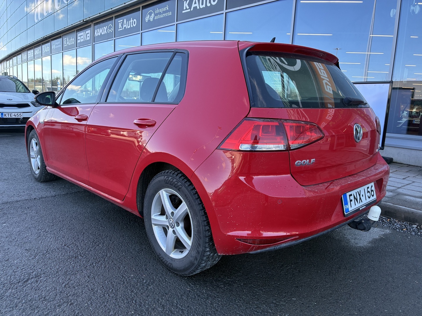 VOLKSWAGEN Golf 2016
