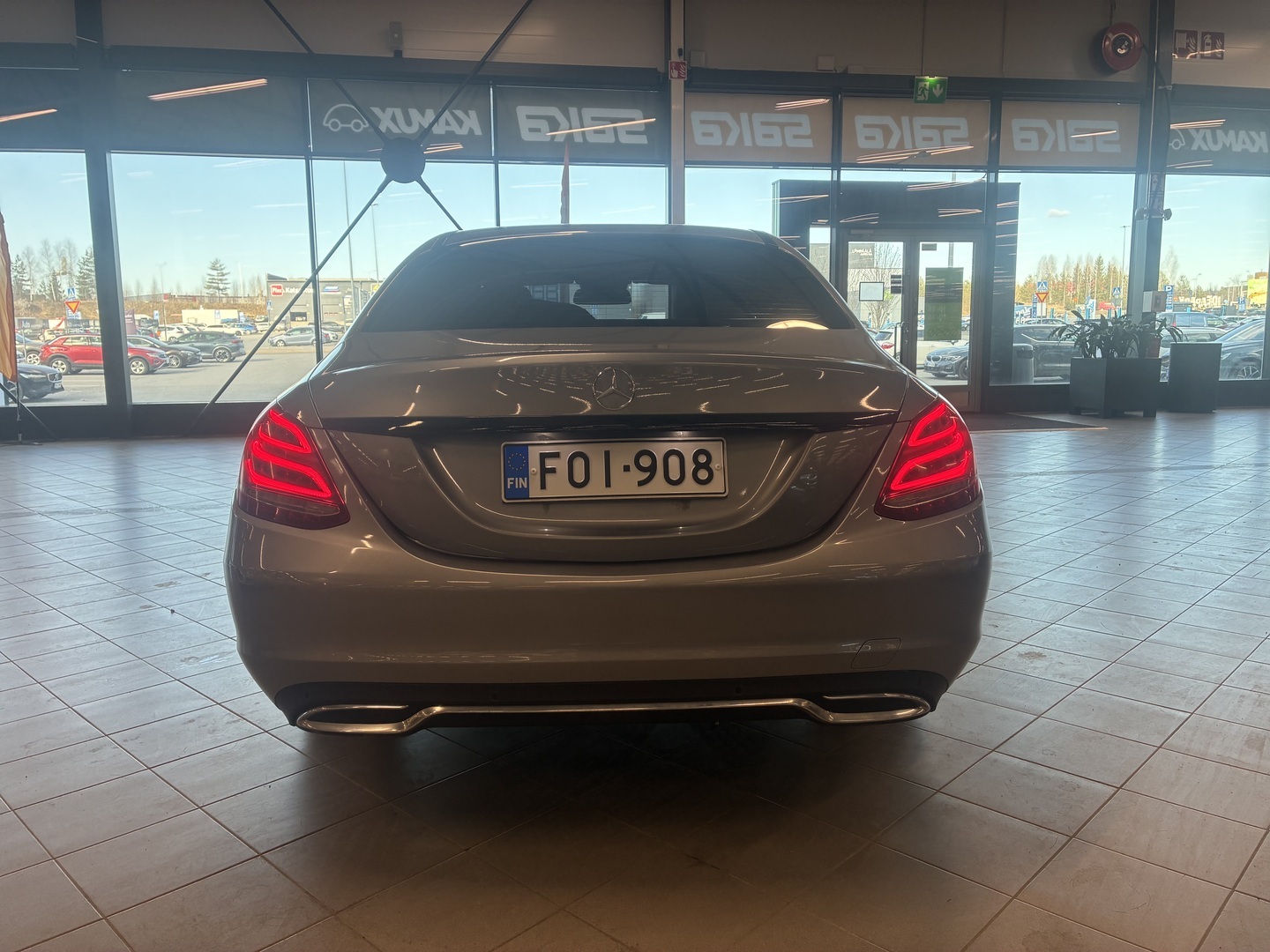 MERCEDES-BENZ C 2016