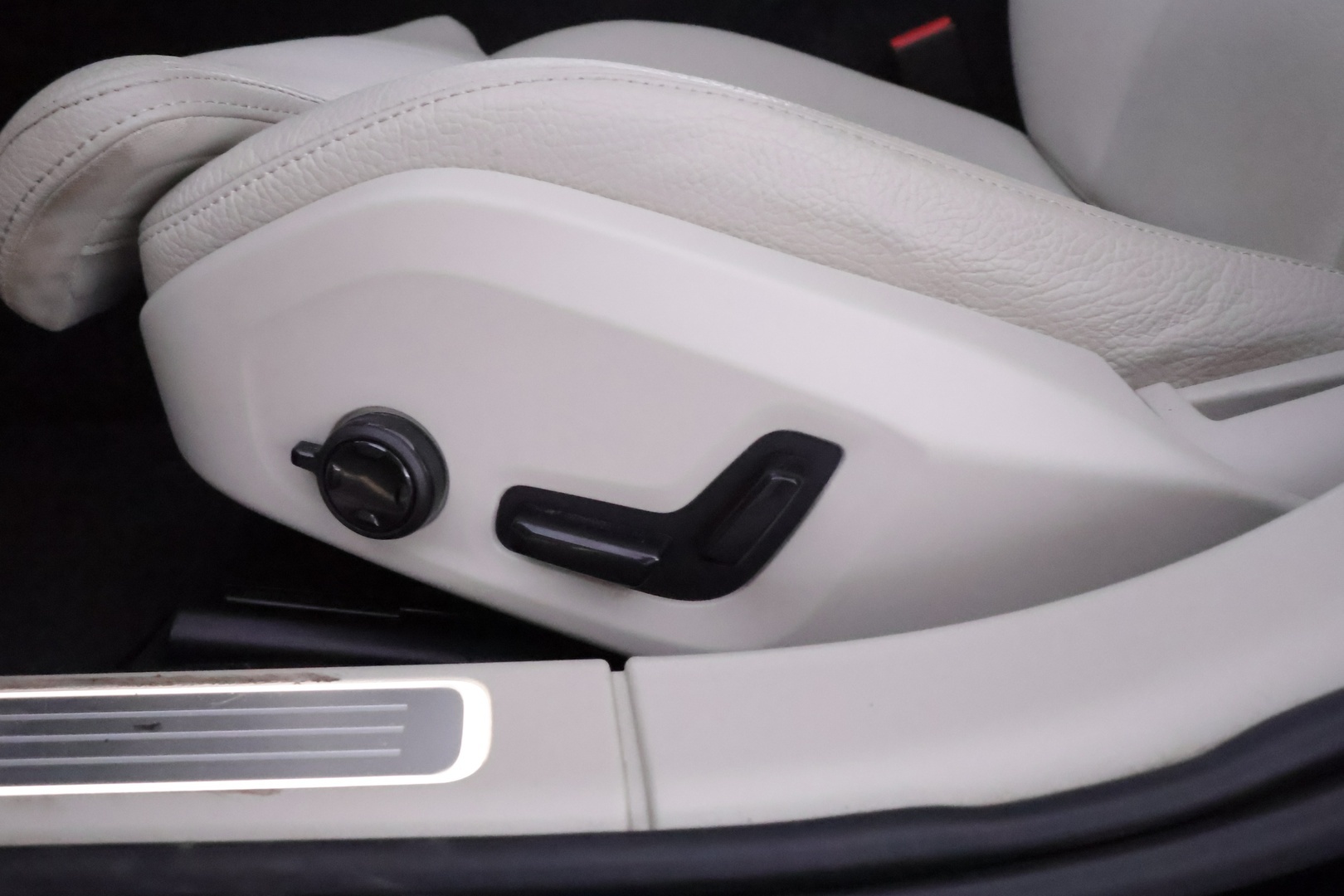 VOLVO V90 Cross Country 2023