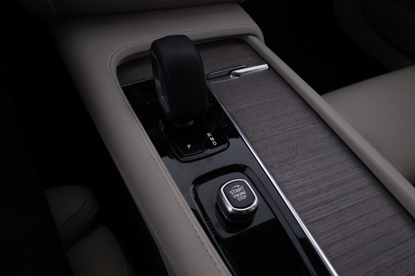 VOLVO V90 Cross Country 2023