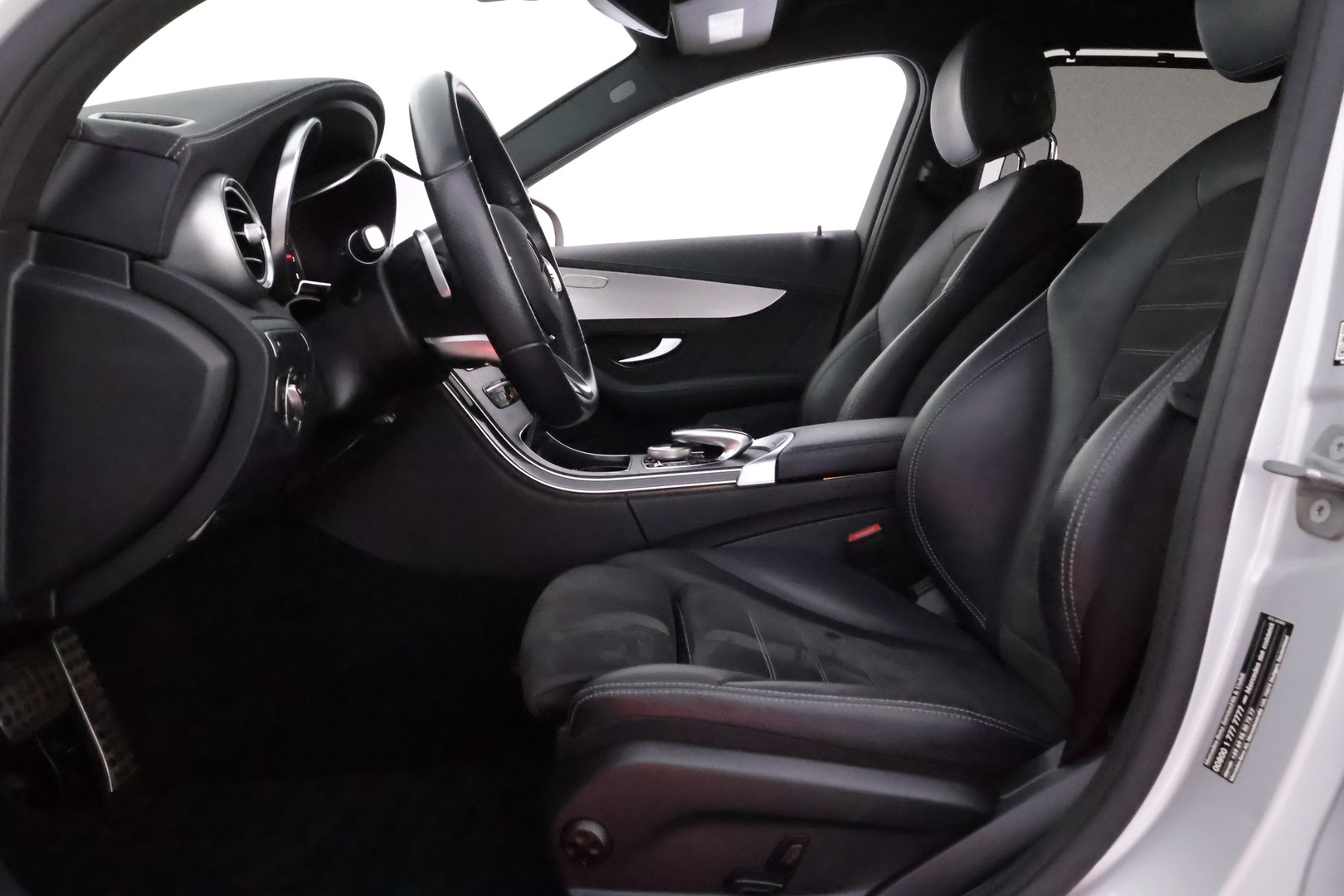 MERCEDES-BENZ C 2020