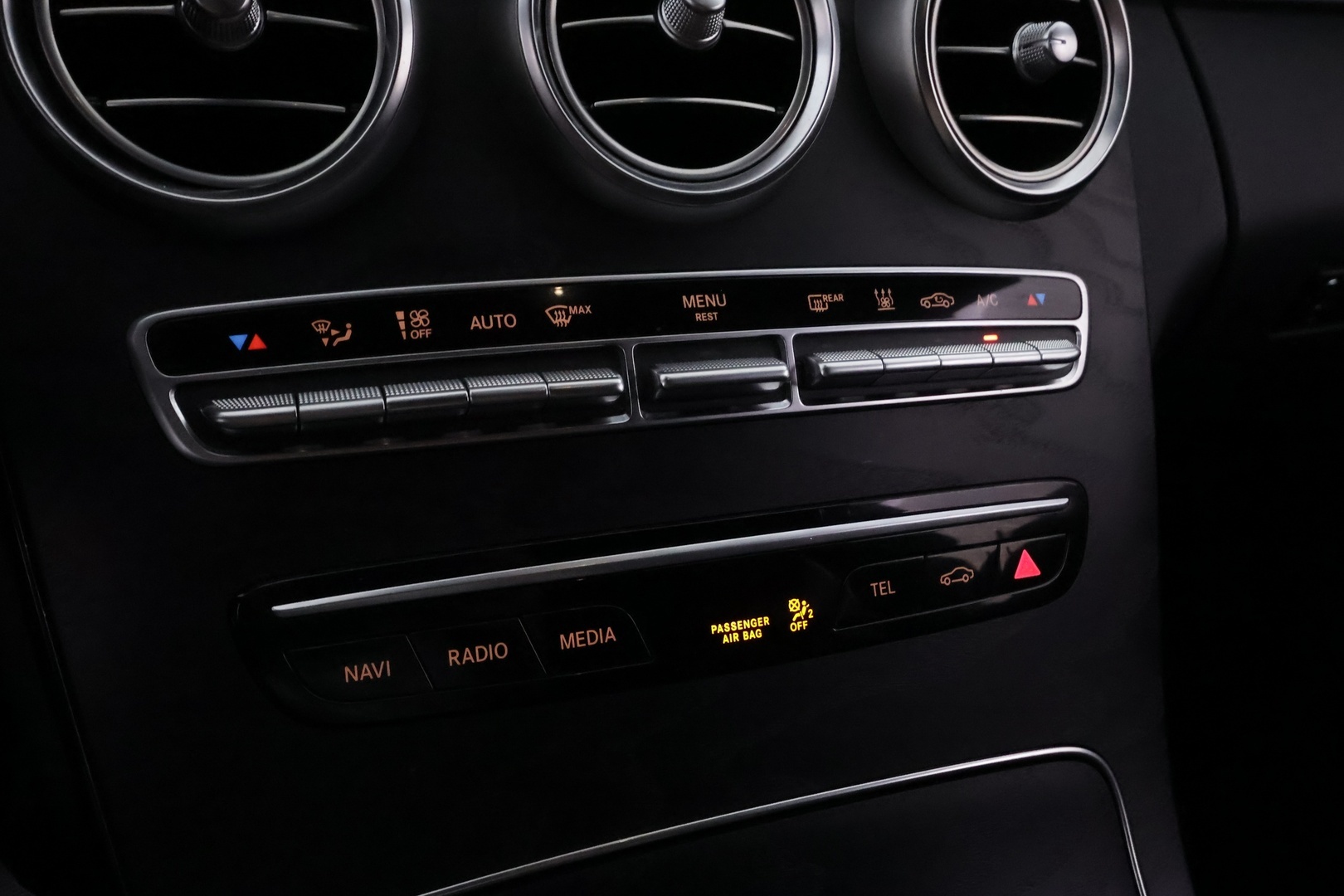 MERCEDES-BENZ C 2020