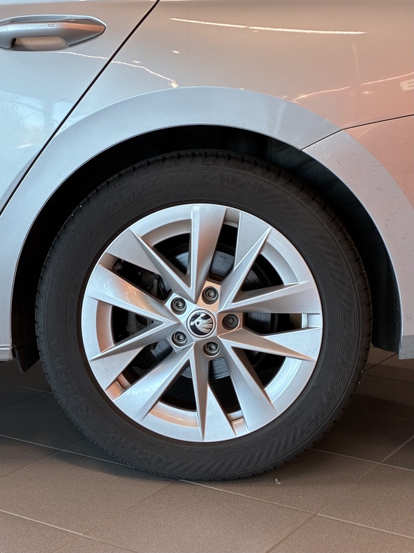 SKODA Octavia 2023