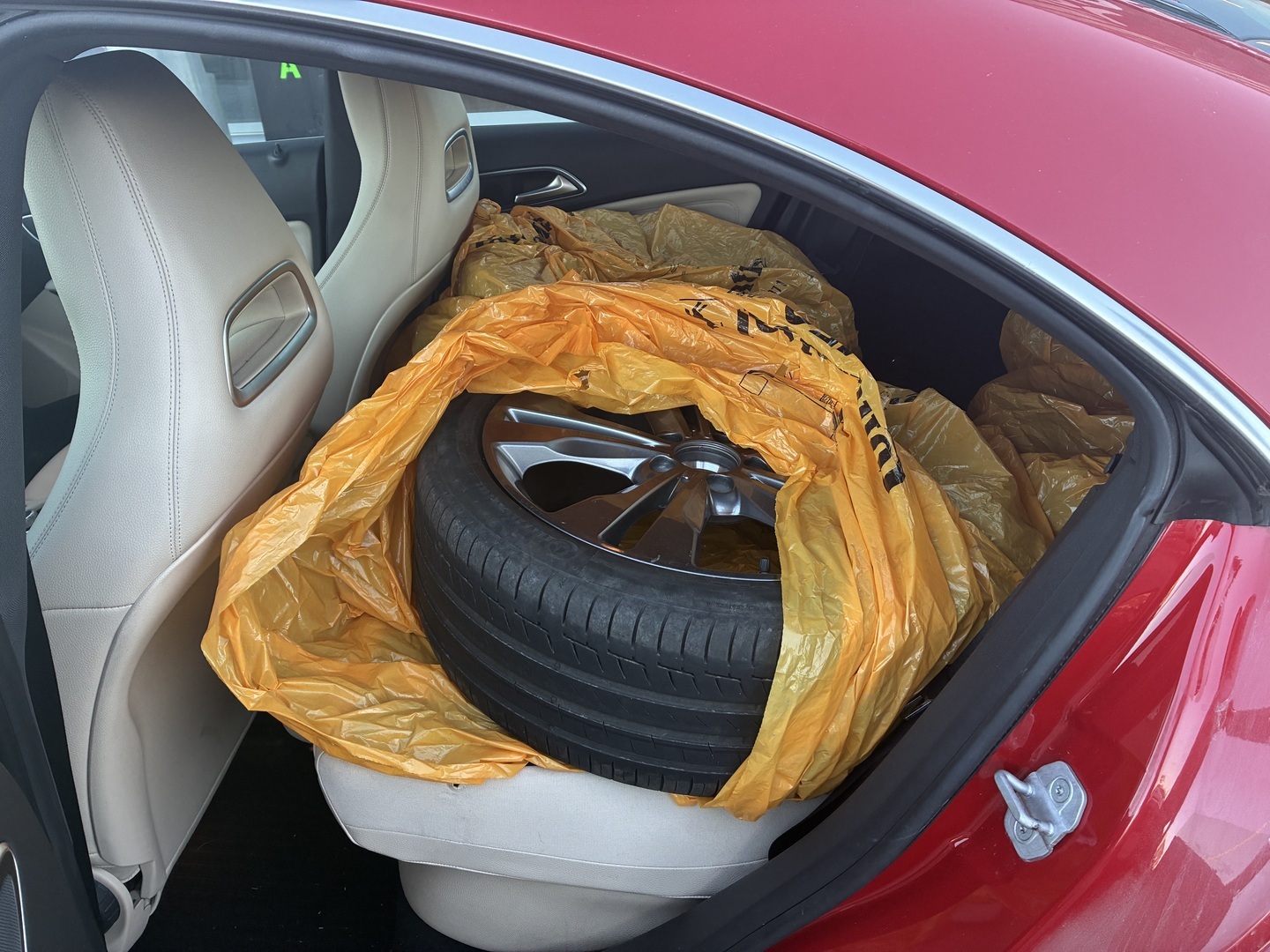 MERCEDES-BENZ CLA 2015