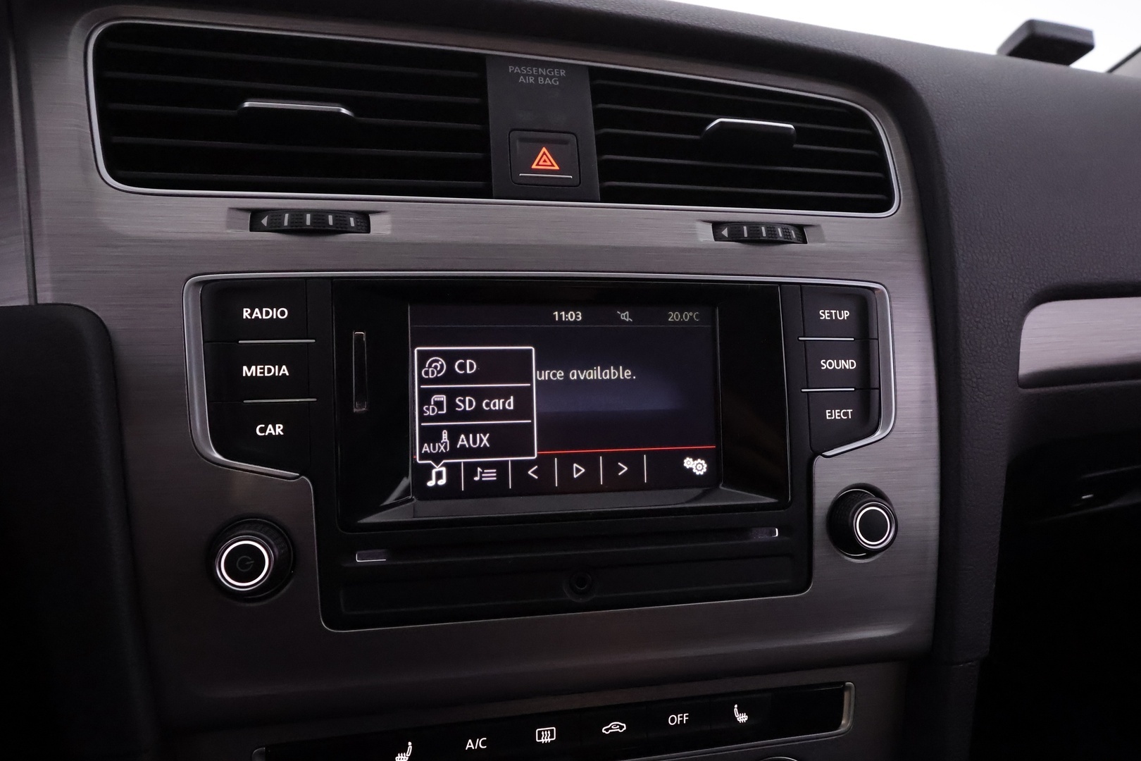 VOLKSWAGEN Golf 2015