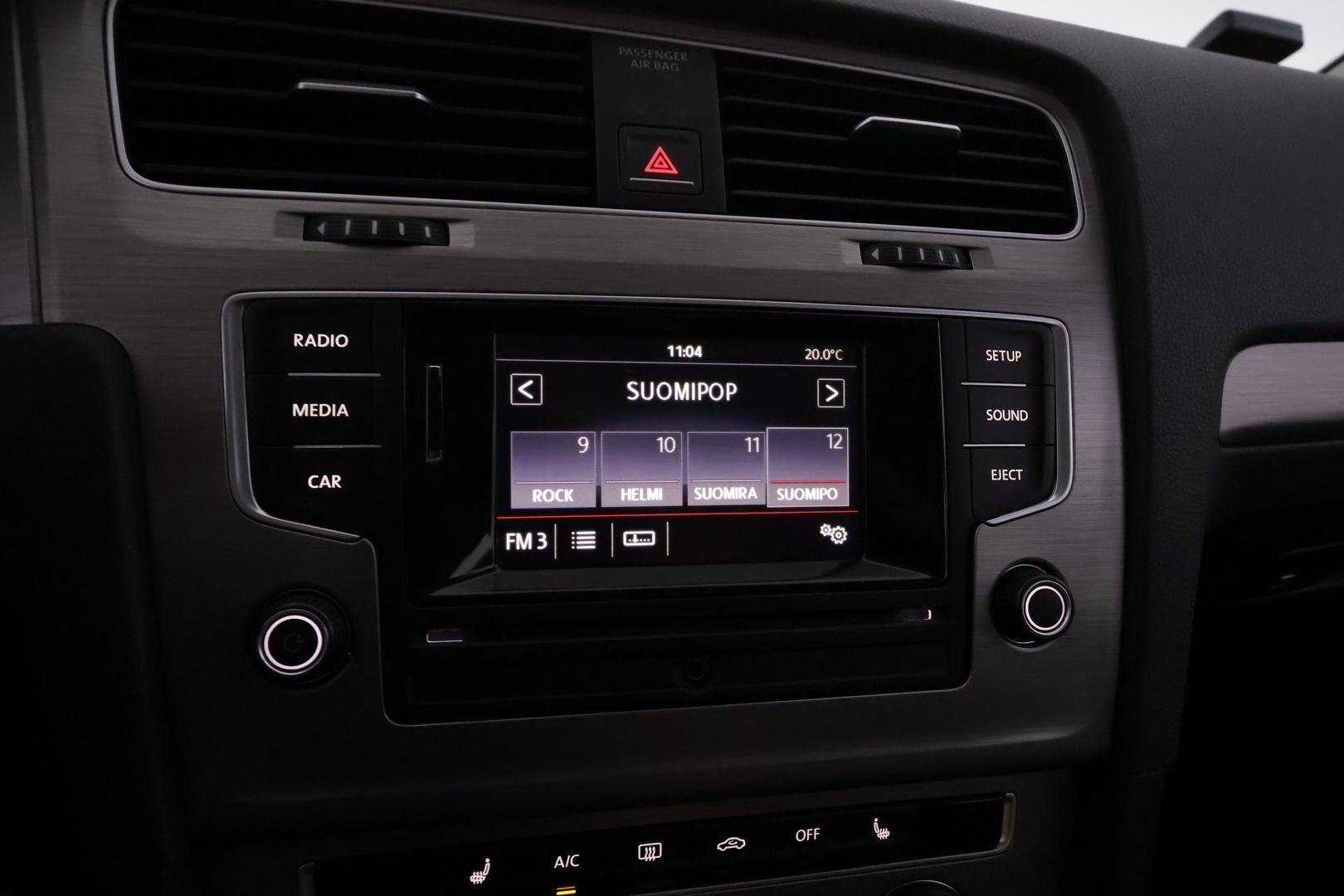 VOLKSWAGEN Golf 2015