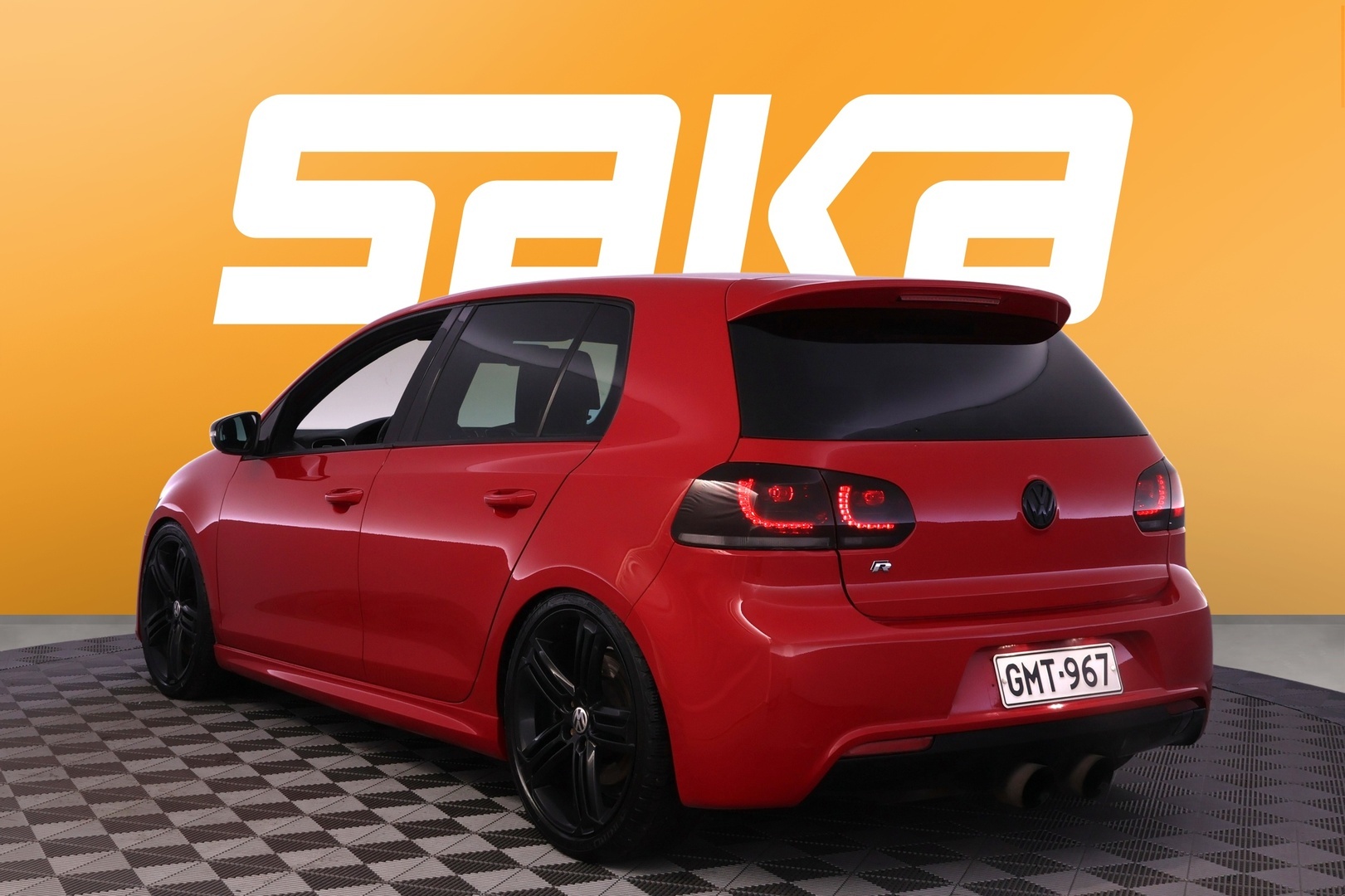 VOLKSWAGEN Golf 2012