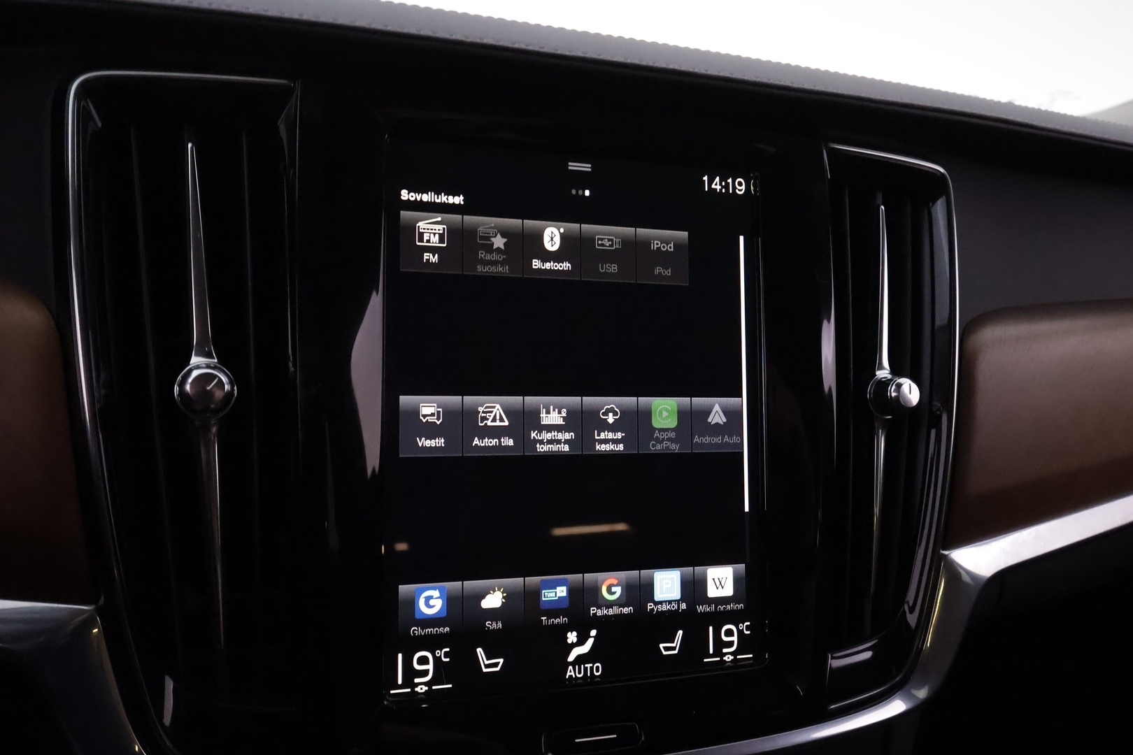 VOLVO S90 2020