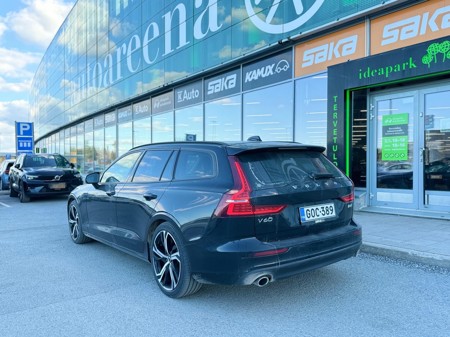 VOLVO V60 2019