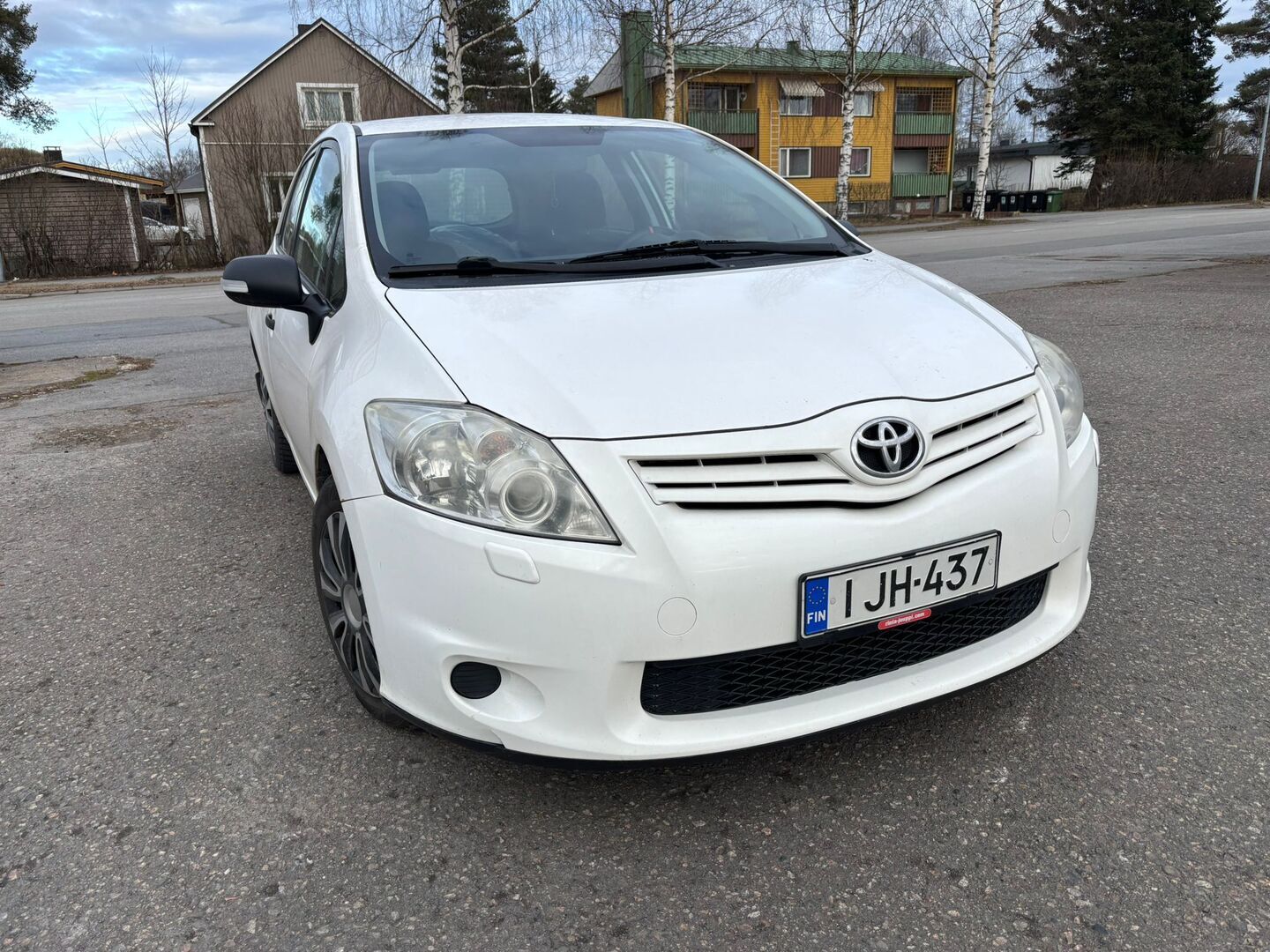 TOYOTA Auris 2010