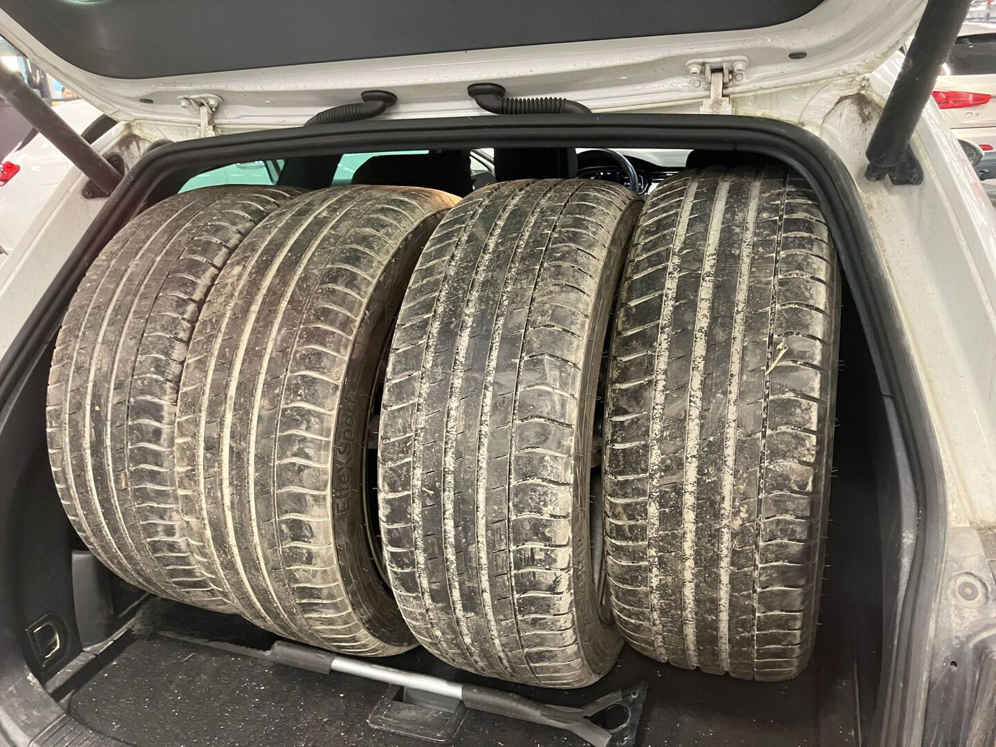 VOLKSWAGEN Passat 2021