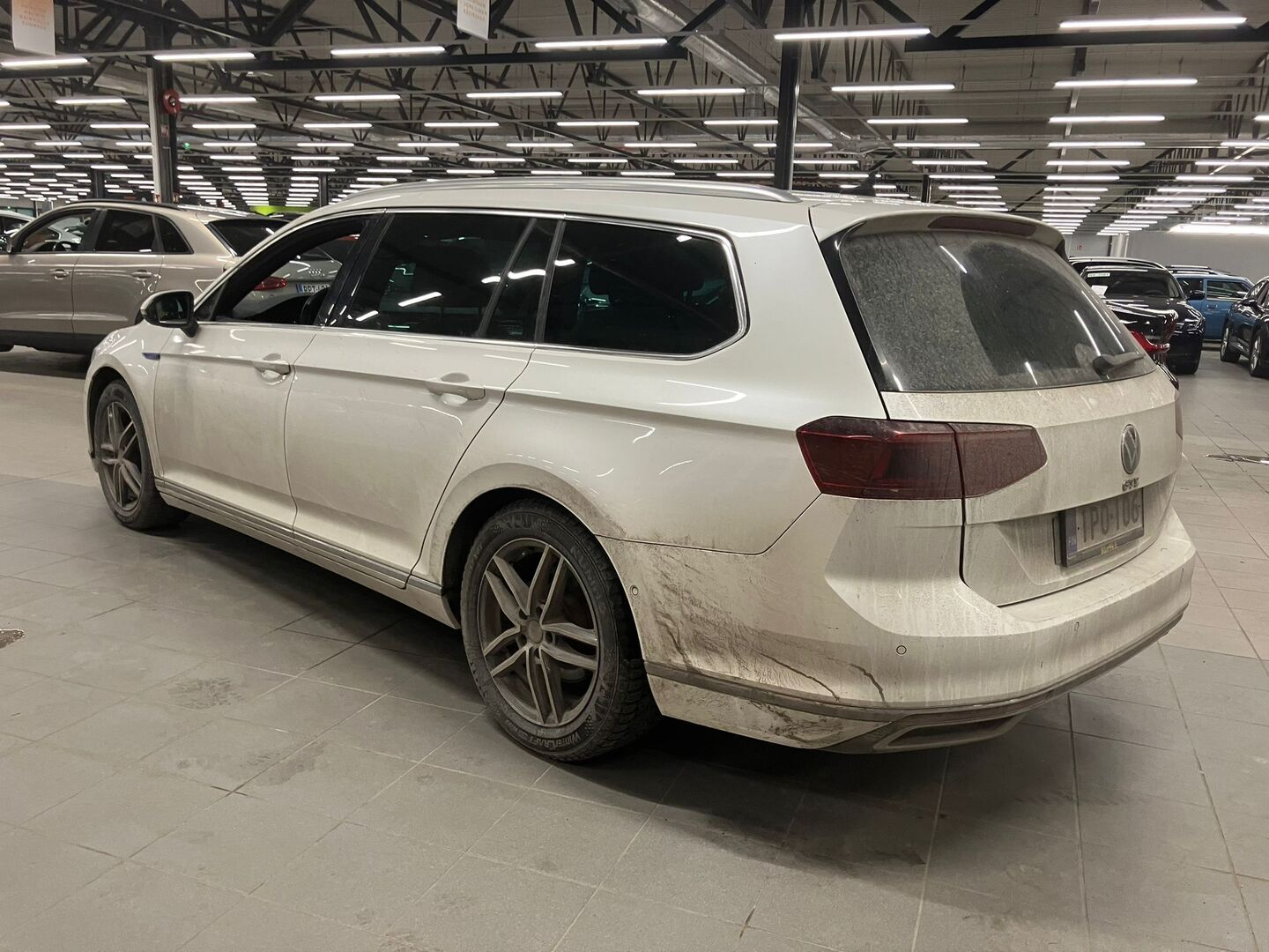 VOLKSWAGEN Passat 2021