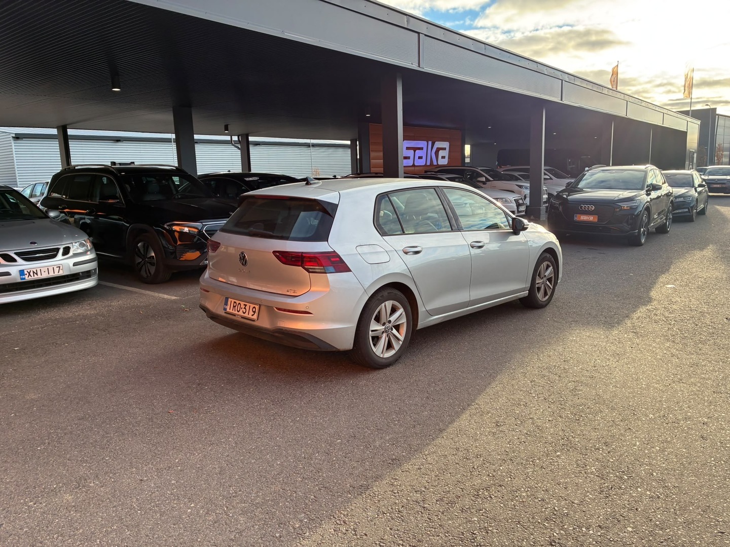 VOLKSWAGEN Golf 2024
