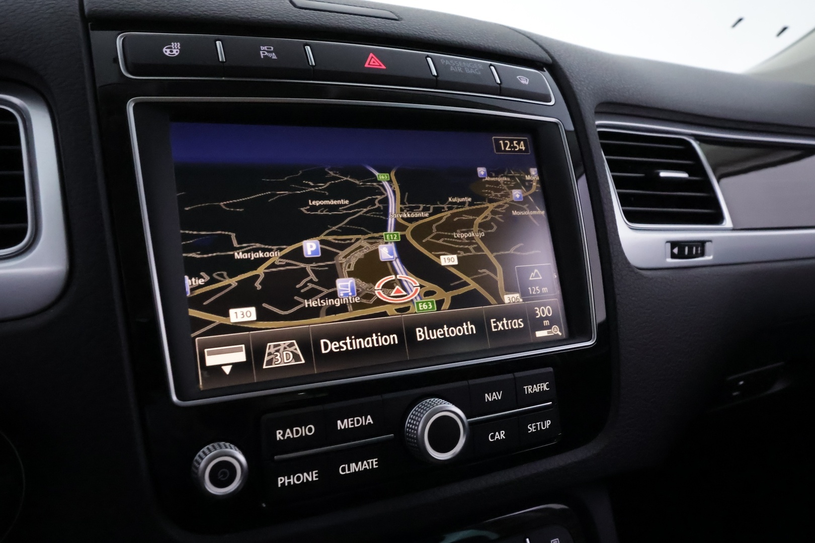 VOLKSWAGEN Touareg 2015