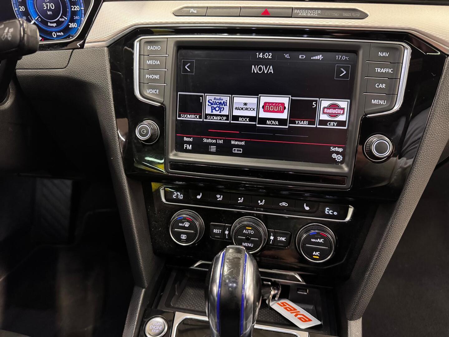 VOLKSWAGEN Passat 2015