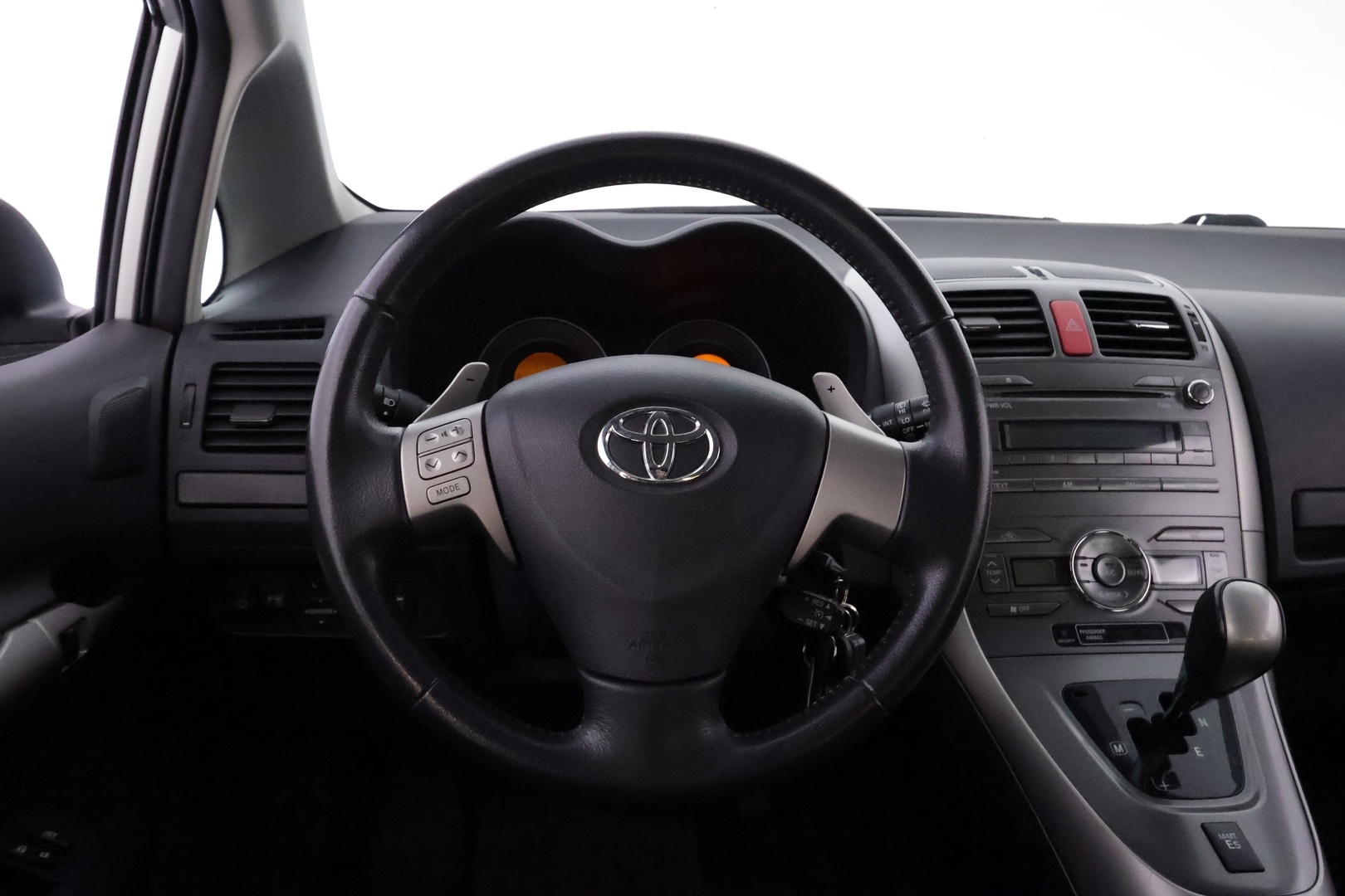 TOYOTA Auris 2008