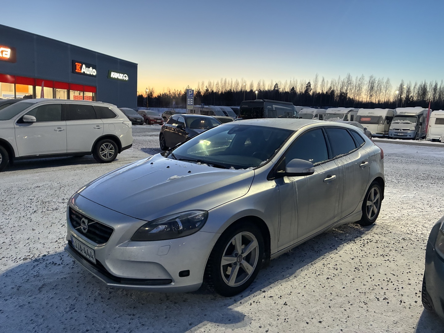 VOLVO V40 2014