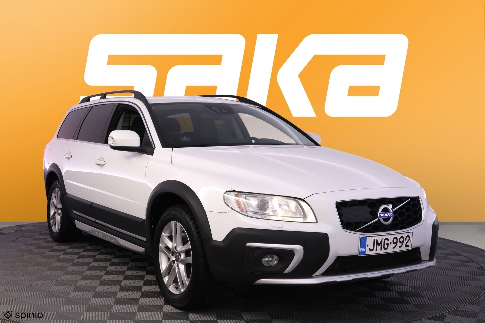 VOLVO XC70 2016