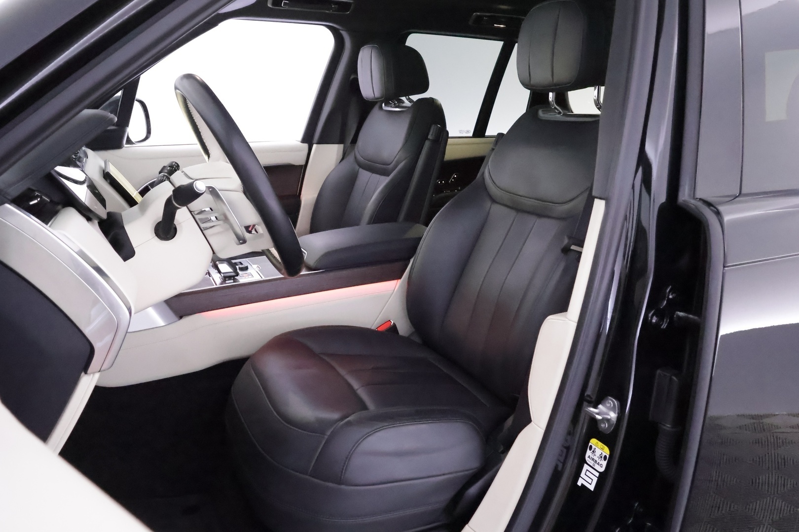 LAND ROVER Range Rover 2023