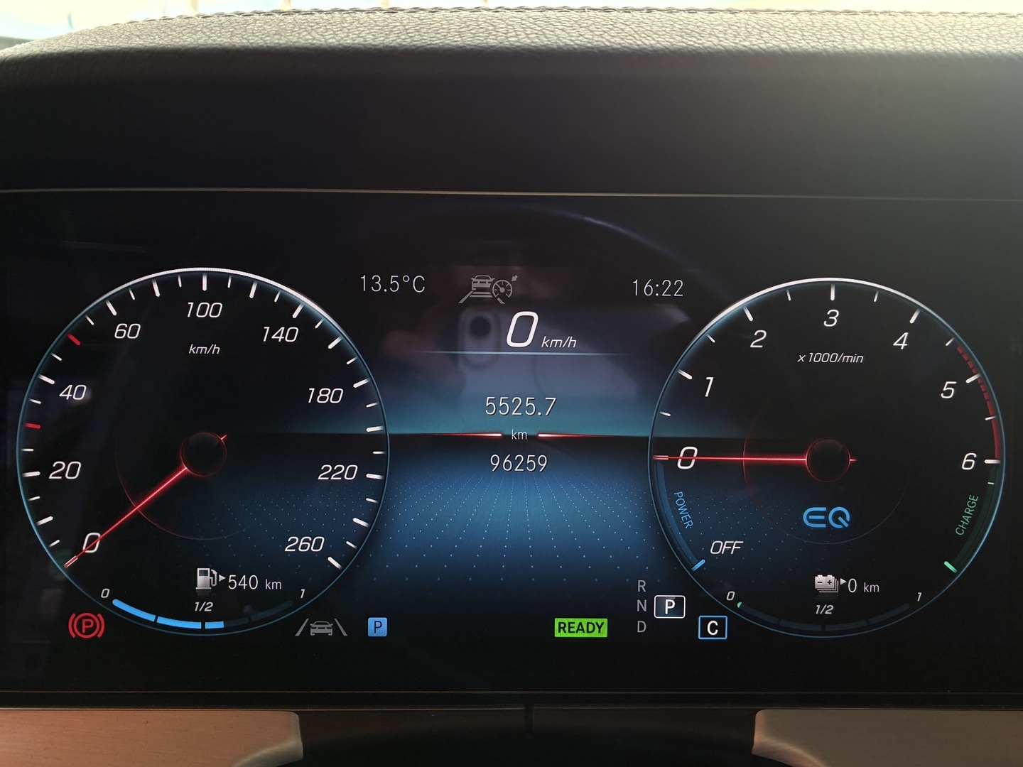 MERCEDES-BENZ E 2020