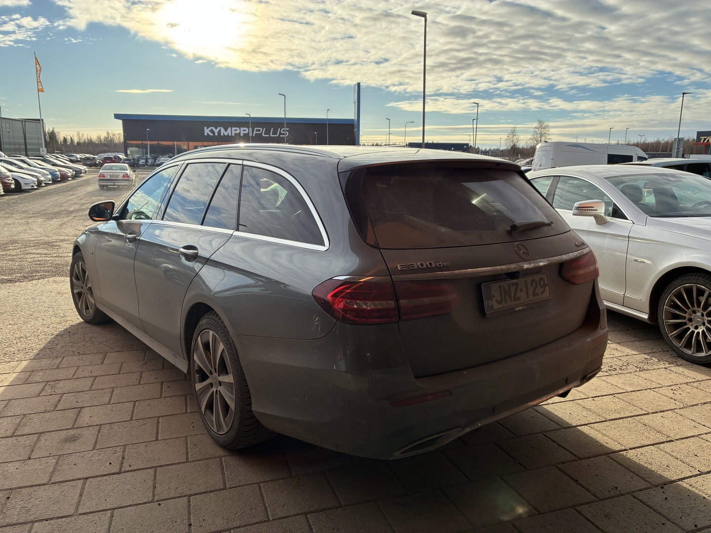 MERCEDES-BENZ E 2020