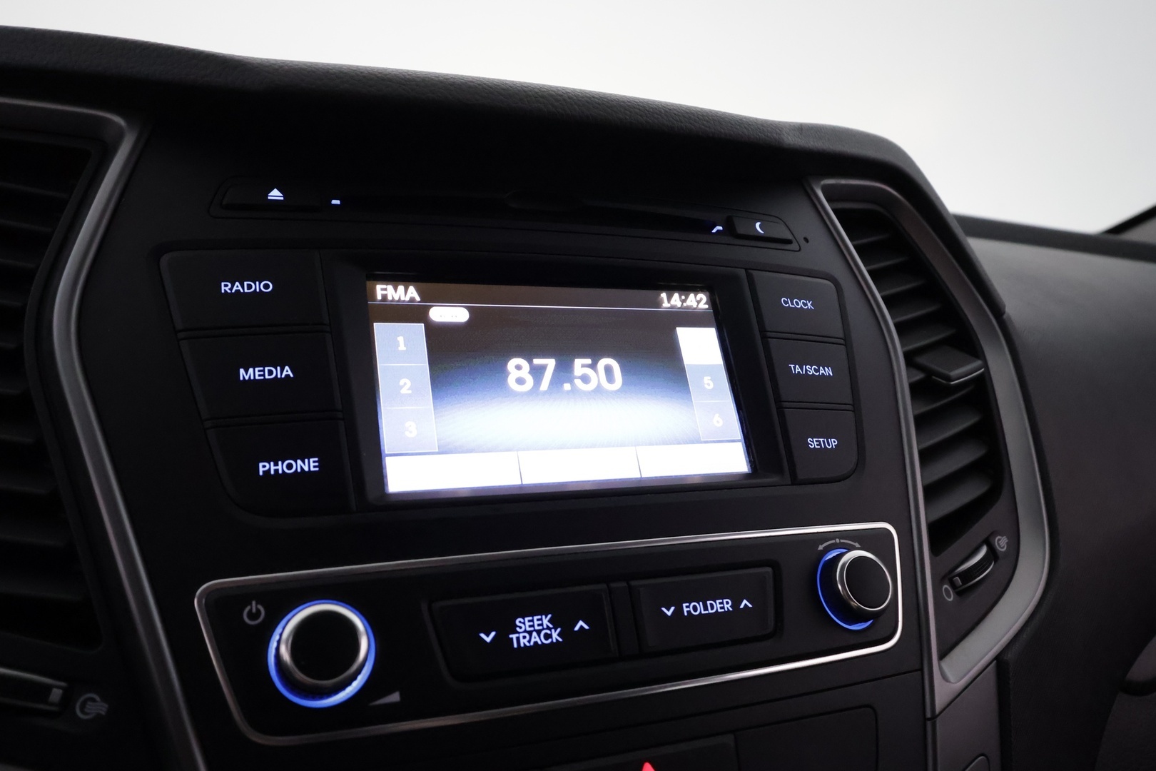 HYUNDAI Santa Fe 2017