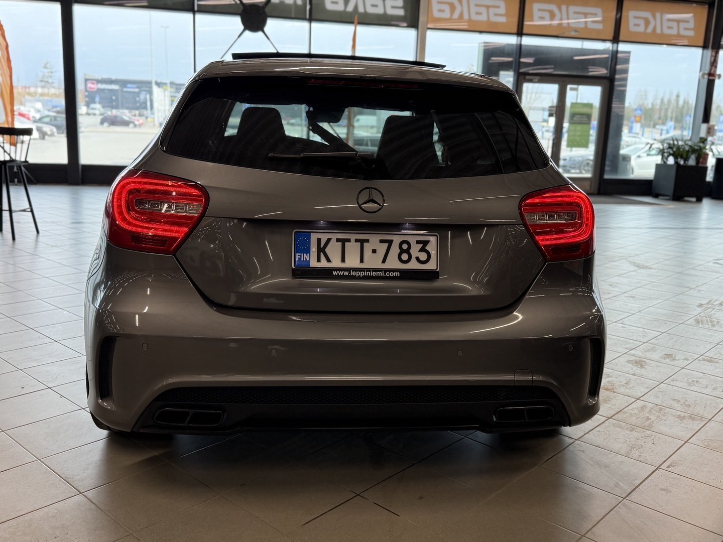 MERCEDES-BENZ A 2013