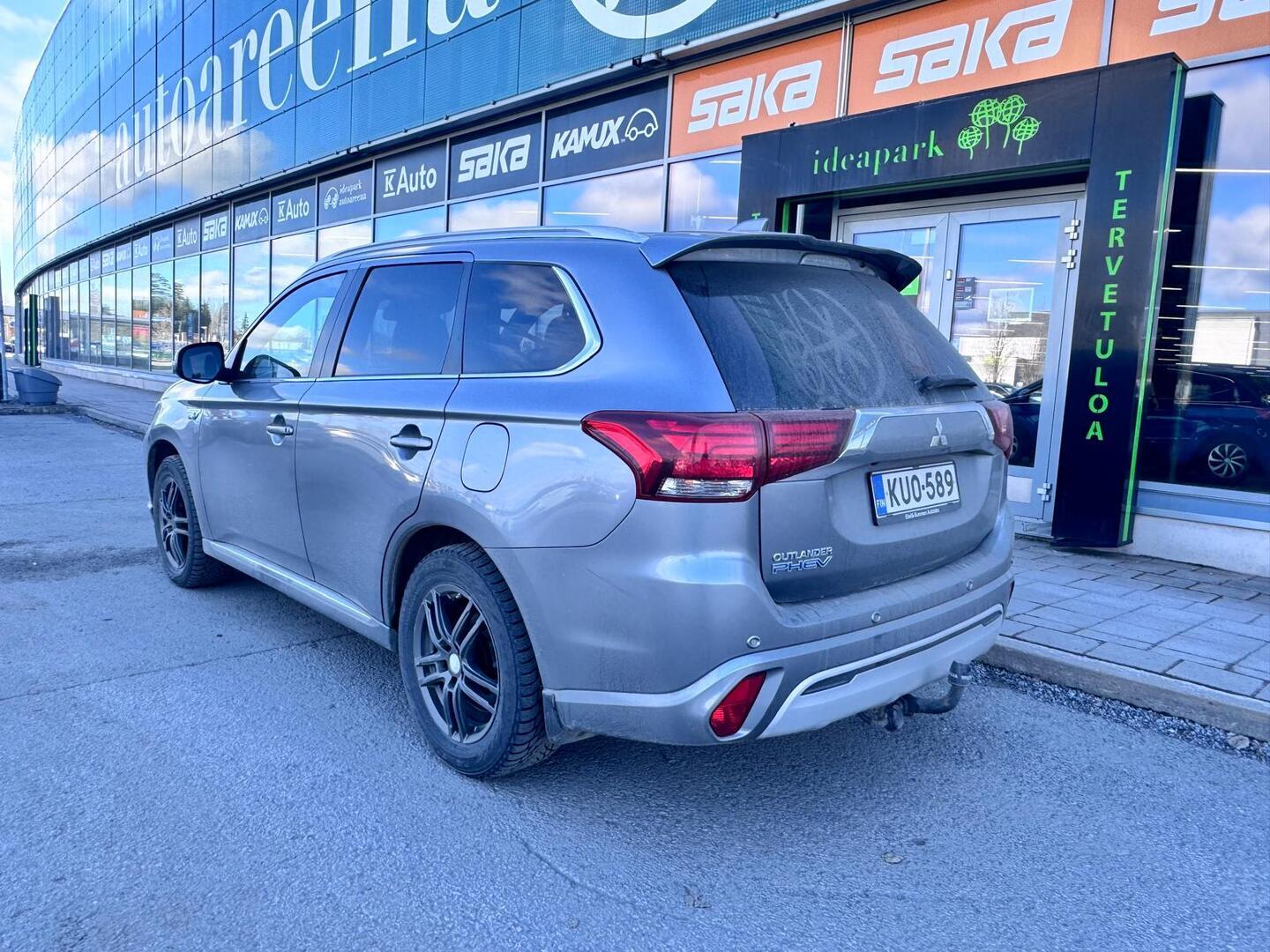 MITSUBISHI Outlander PHEV 2020