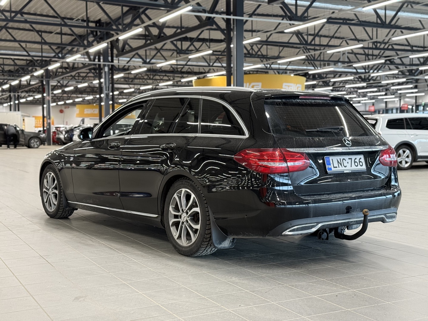 MERCEDES-BENZ C 2016